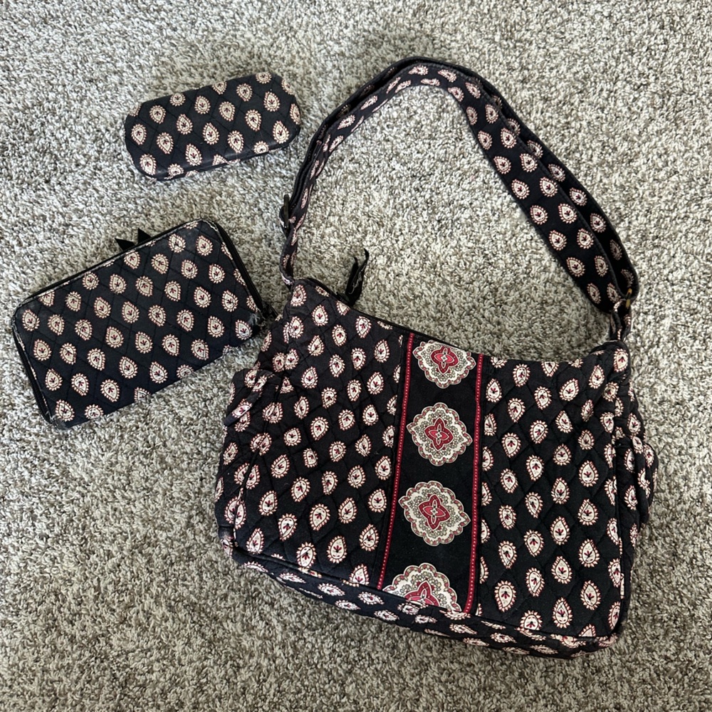 Vera Bradley Bag Classic Black Red Paisley‎ Handbag, wallet and glasses case